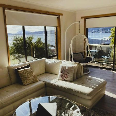 Spacious Modern Home Outstanding Views Sleeps 9 霍巴特 外观 照片