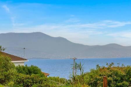 Spacious Modern Home Outstanding Views Sleeps 9 霍巴特 外观 照片