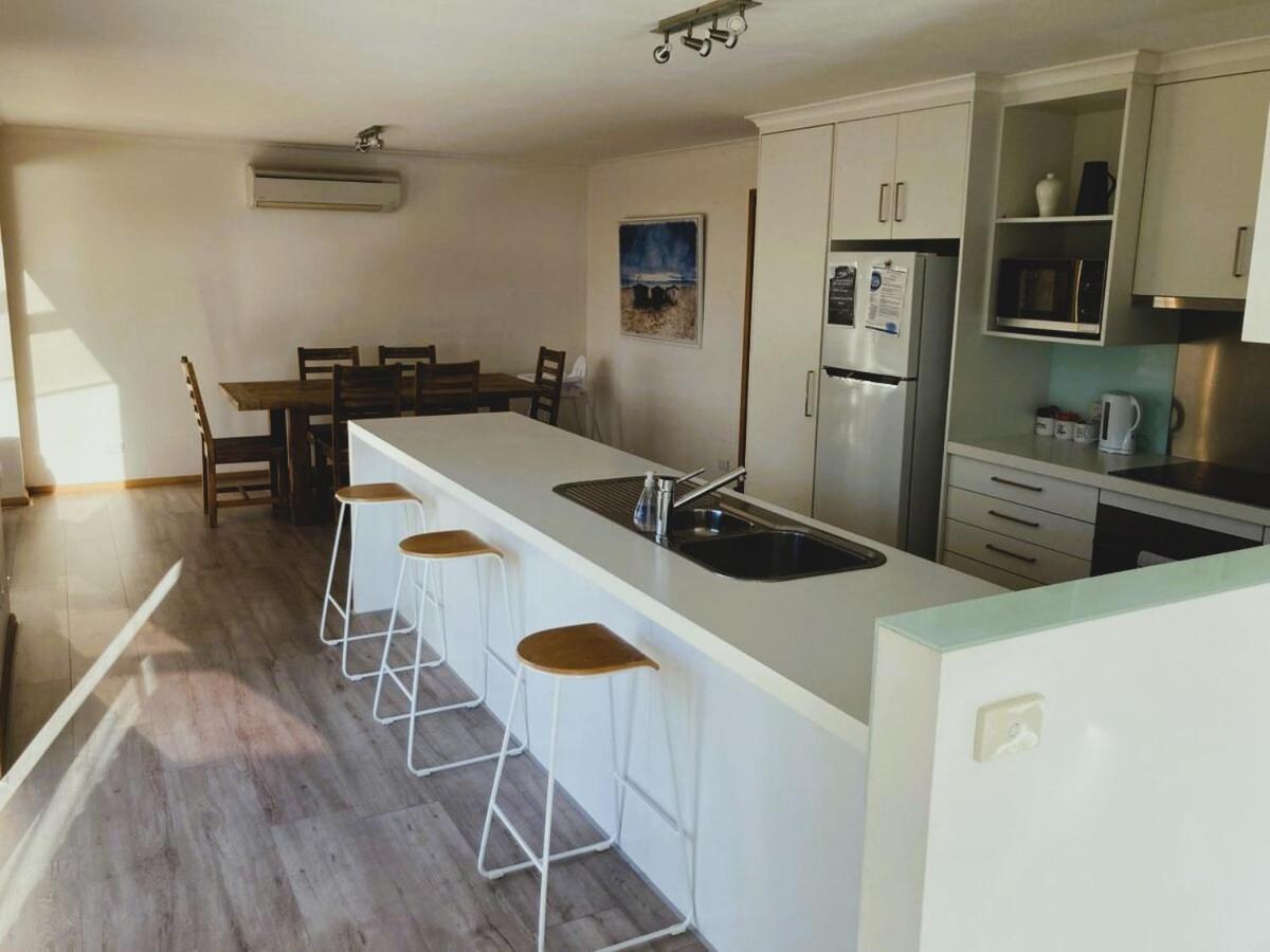 Spacious Modern Home Outstanding Views Sleeps 9 霍巴特 外观 照片